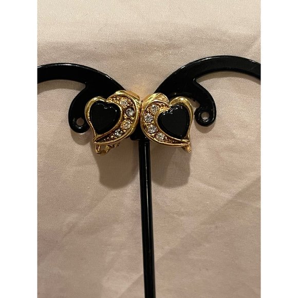 Vintage Avon Heart Shaped Rhinestone Edged With Black Gold Tone Clip-on Earrings - Picture 4 of 10